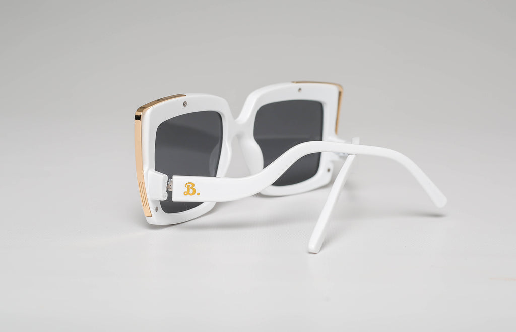 NEU B ( White )