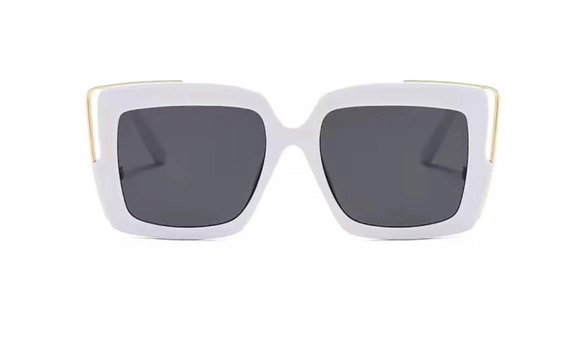 NEU B ( White )
